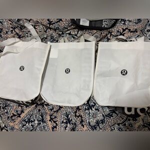 Lululemon bag